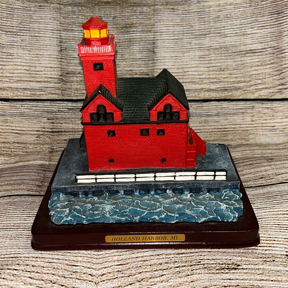 1998 Holland Harbor,MI Lighthouse